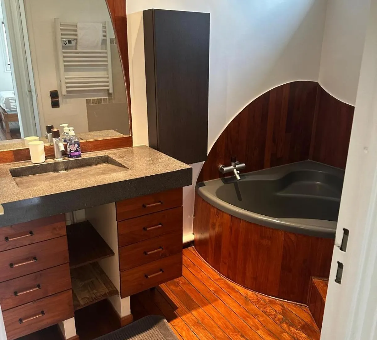 Appartement T4 115 M2 Super Valmont Chanot Velodrome Marseille 0*,  France